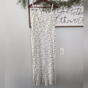 Old Navy floral jumpsuit with pockets